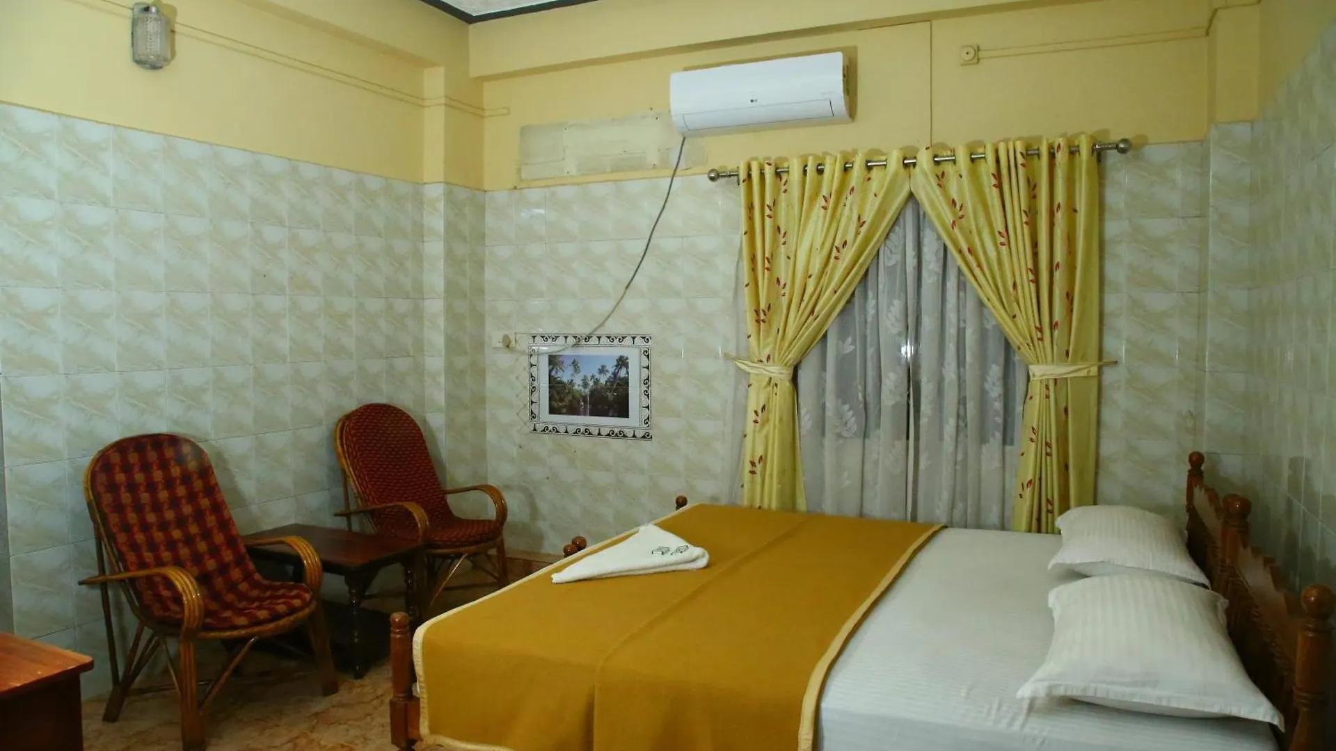 Lake Palace Family Resort Kumarakom 2*,