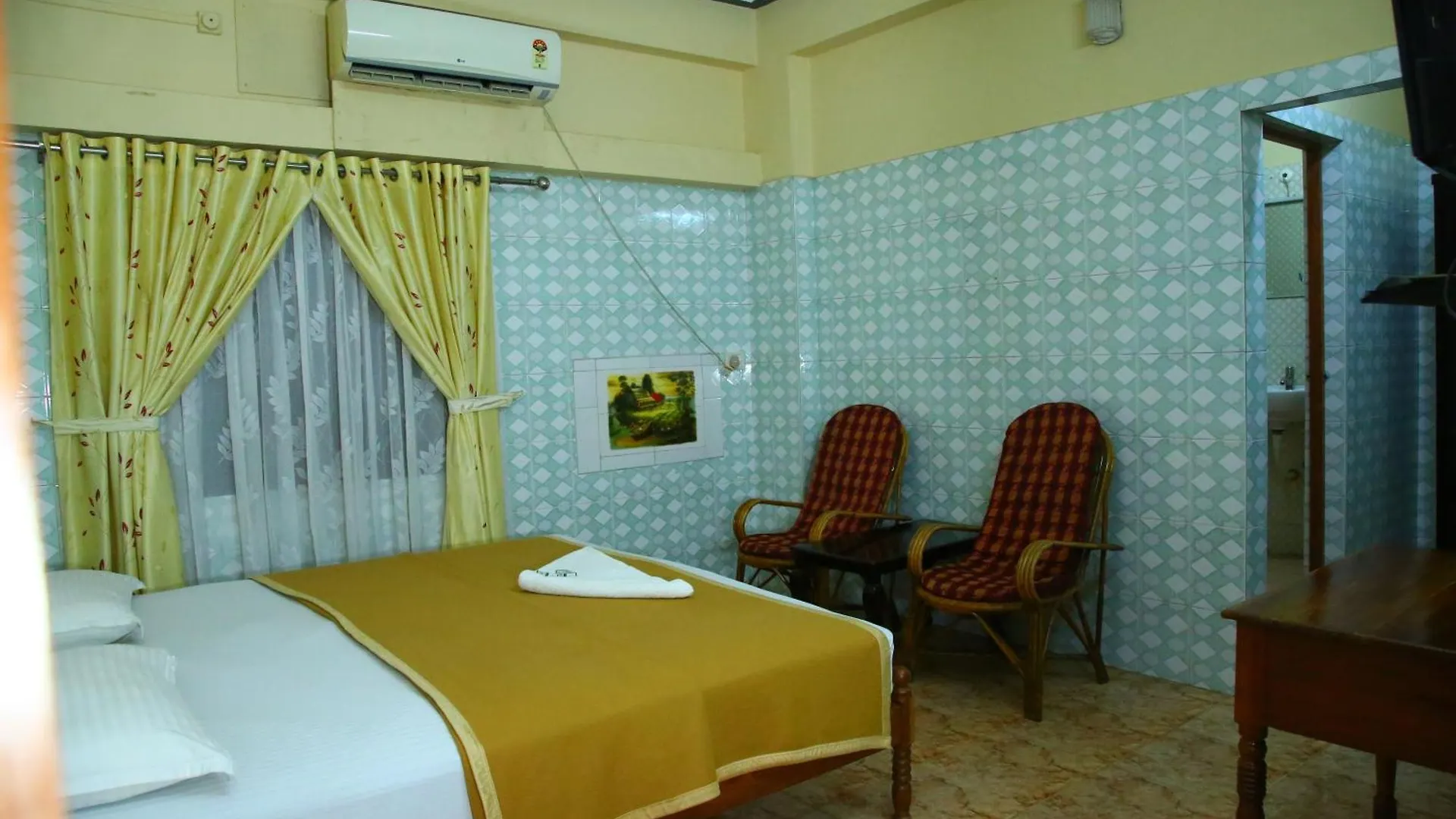Lake Palace Family Resort Kumarakom